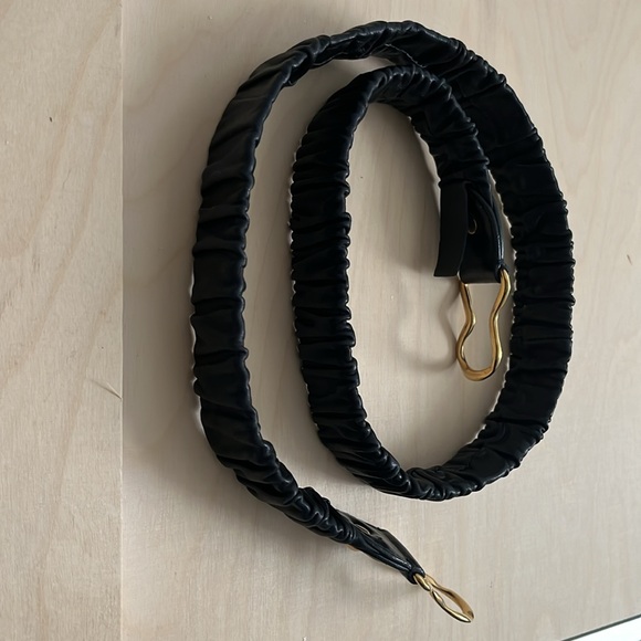 Mui mui black leather stretch belt made in Italy - Picture 2 of 3